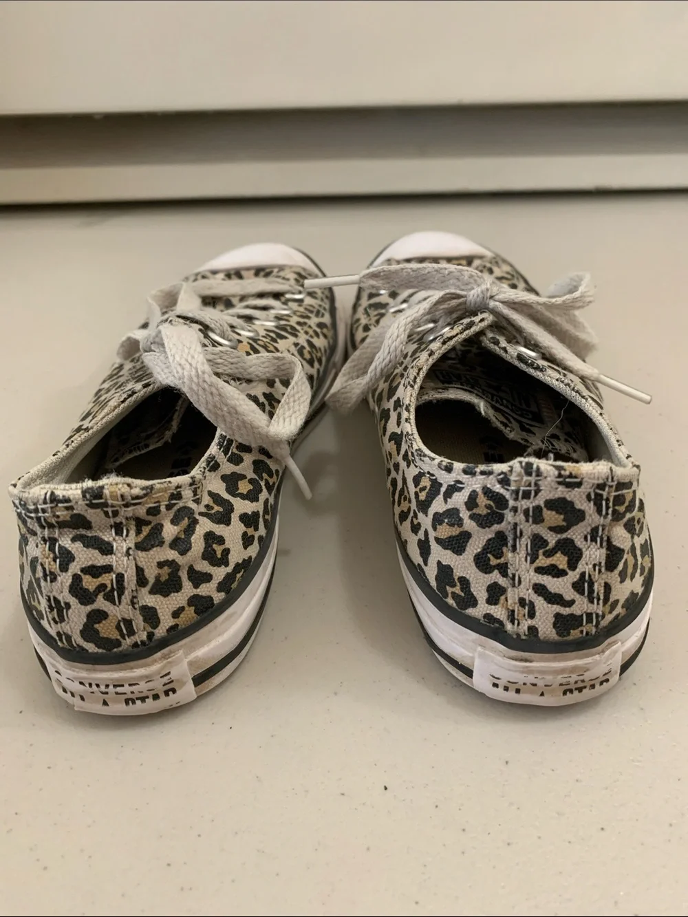 Converse Chuck Taylor Shoreline Leopard Canvas Sneakers Shoes Youth Size 1